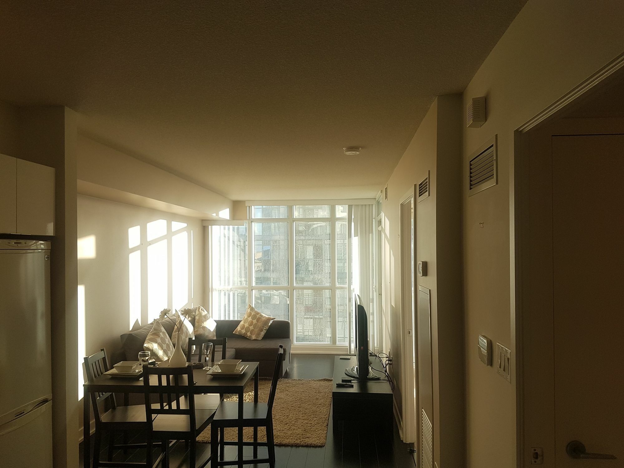 N2N Suites - Downtown Lake & City View Apartments Toronto Exterior photo
